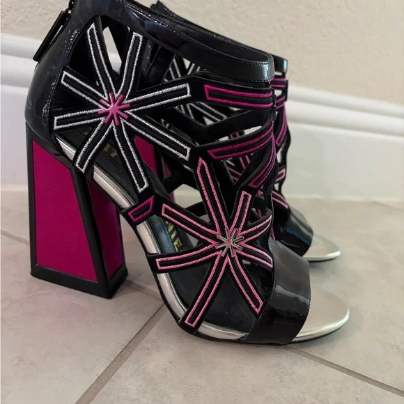 Kat Maconie Caged sandal “Jasmine” - Picture 3 of 5